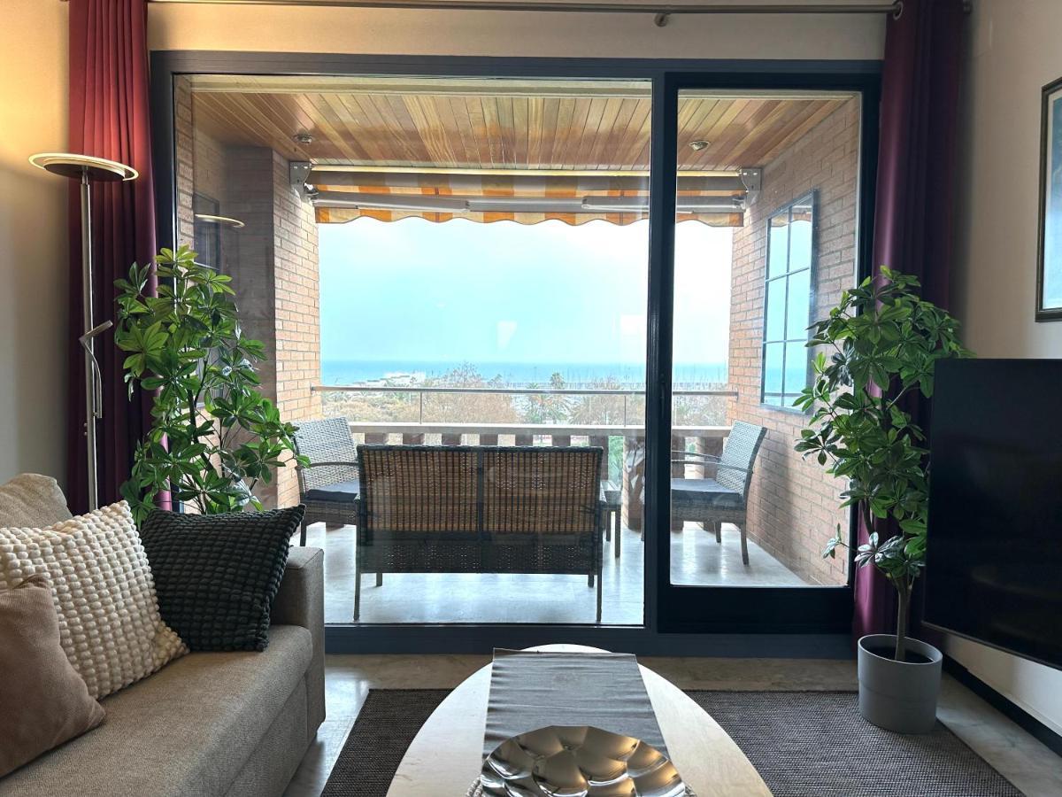 Lets Holidays Apartment Sea Views In Барселона Экстерьер фото