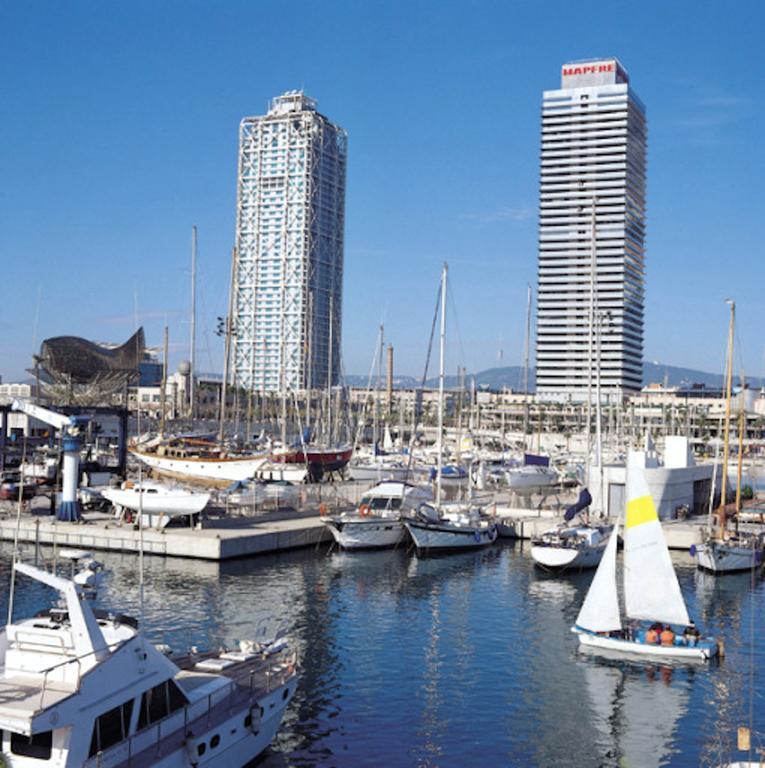 Lets Holidays Apartment Sea Views In Барселона Номер фото